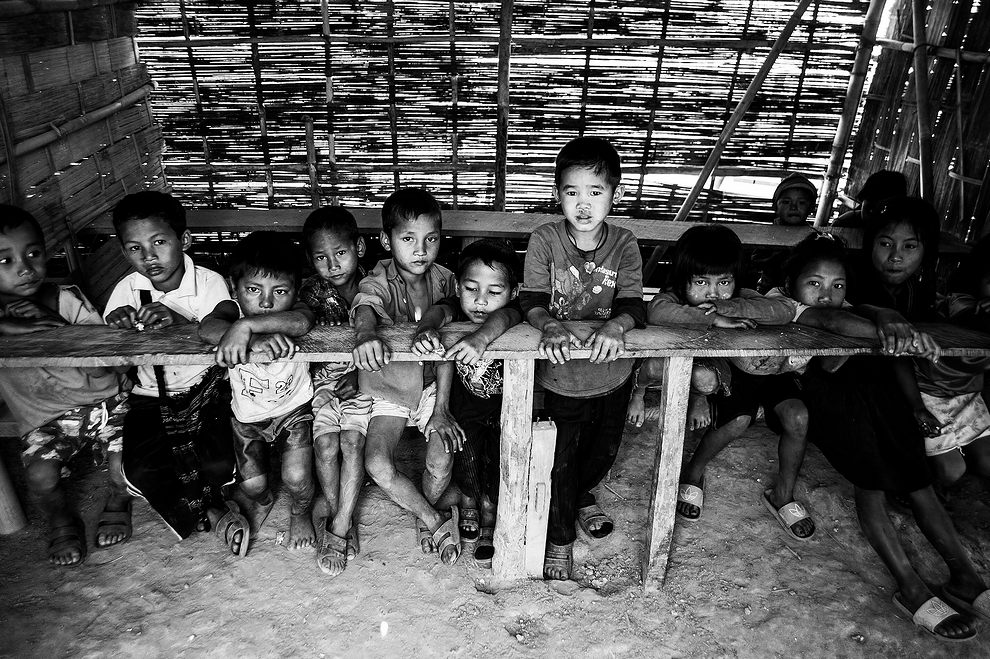 Dzieci w szkole w Khaikhy (Mizoram) (Mizoram i Manipur)